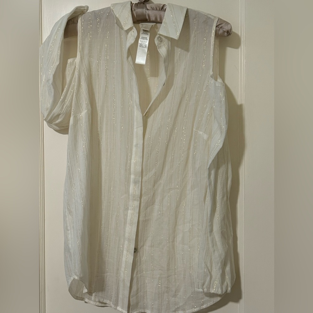 Chicos OPEN SHOULDER blouse size 0 like medium